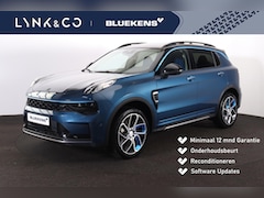 Lynk & Co 01 - 1.5 Automaat - Panorama/schuifdak - Adaptieve Cruise control met stuurovername - Infinity