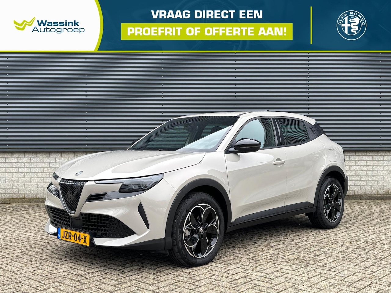 Alfa Romeo Junior - 54 kWh 156pk Elettrica | Adaptieve Cruise Control | Parkeersensoren achter | Apple Carplay - AutoWereld.nl