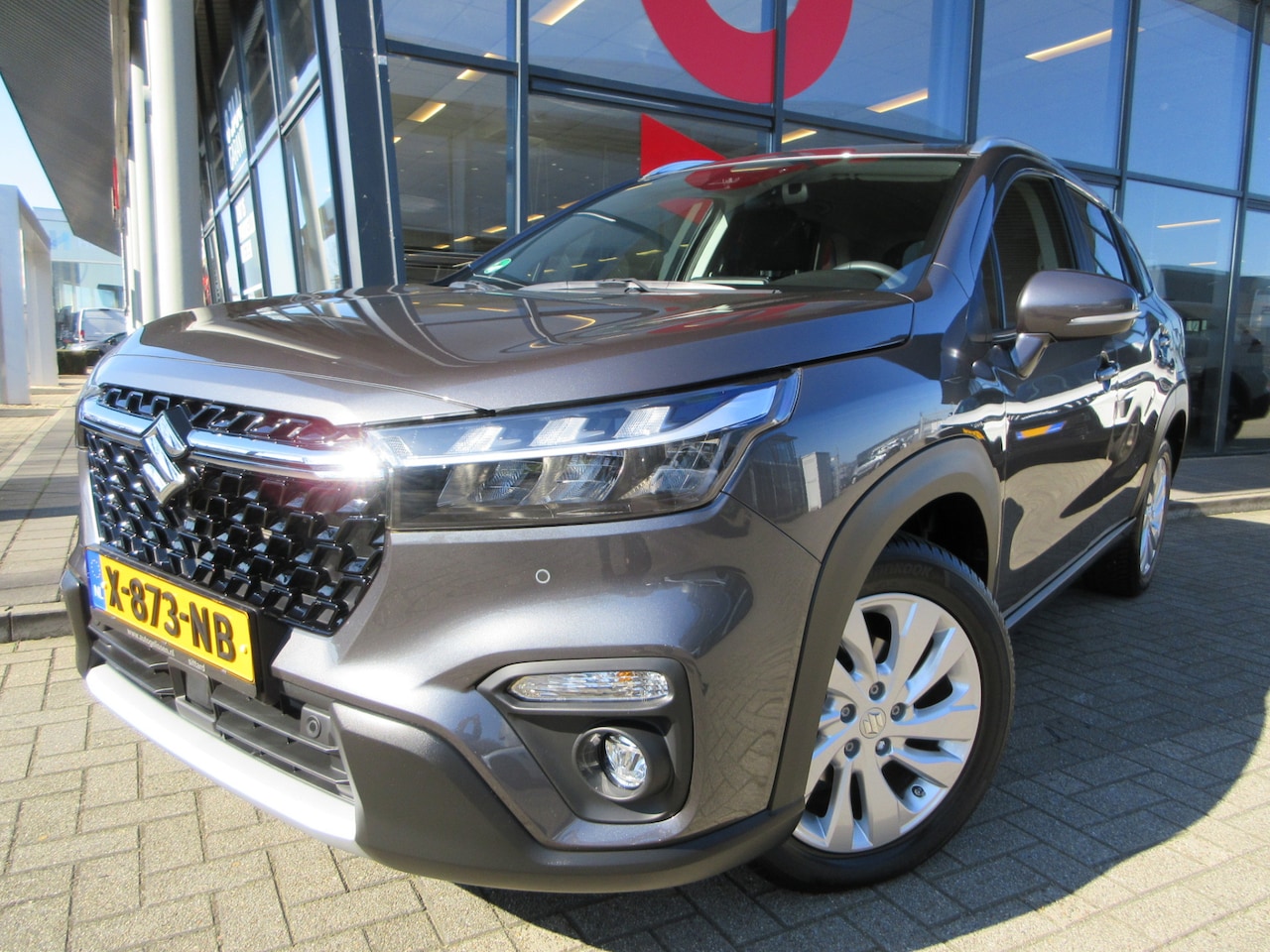 Suzuki S-Cross - 1.5 Hybrid Select AUTOMAAT 12.483 KM !! - AutoWereld.nl