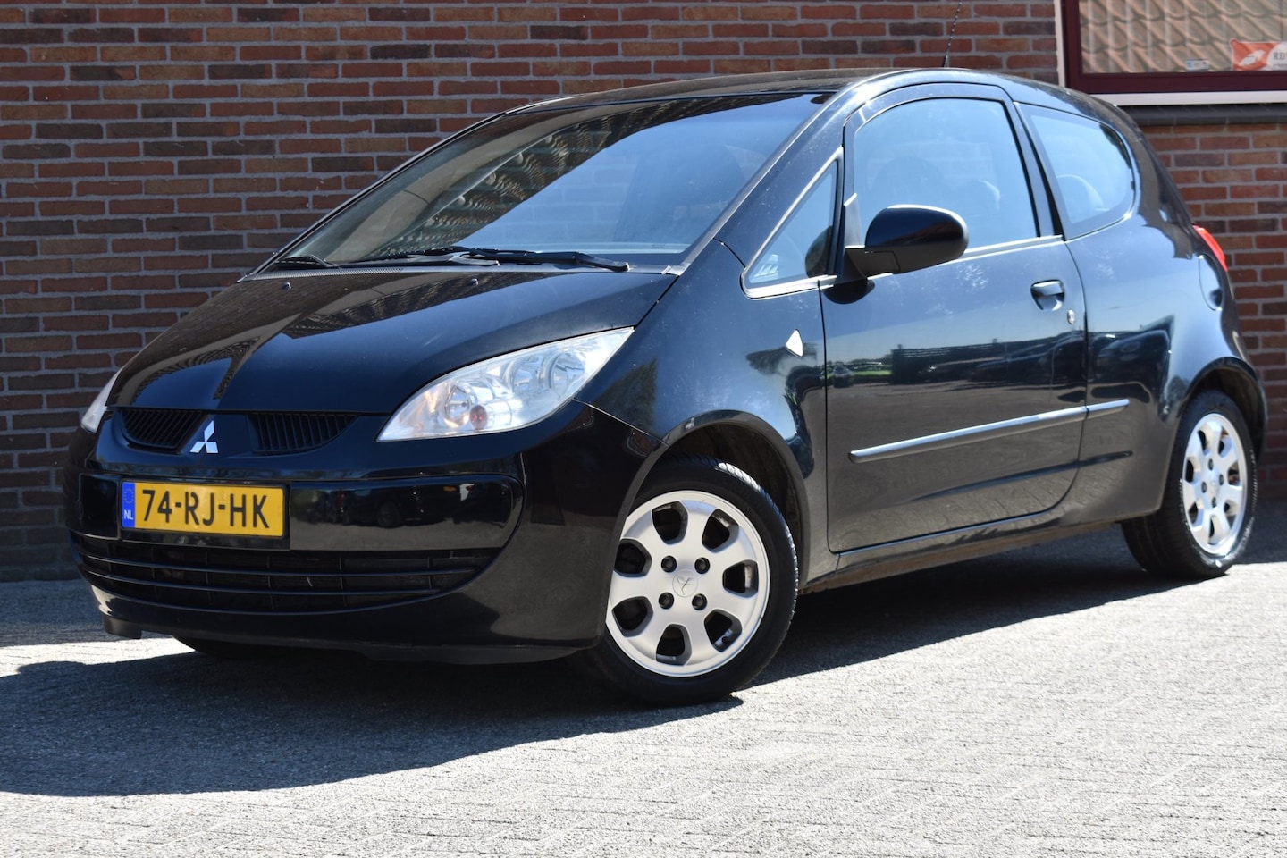 Mitsubishi Colt - 1.3 Invite '05 04-2027 APK! - AutoWereld.nl