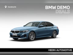 BMW 3-serie - 320i Sedan | Active Cruise Controle | Trekhaak | Sportstoelen | Leder | Innovation Pack |