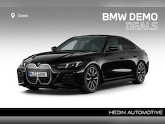 BMW i4 - eDrive35 M Sport Edition 70 kWh | Stuurwielrand verwarmd | Comfort Access | Achteruitrijca