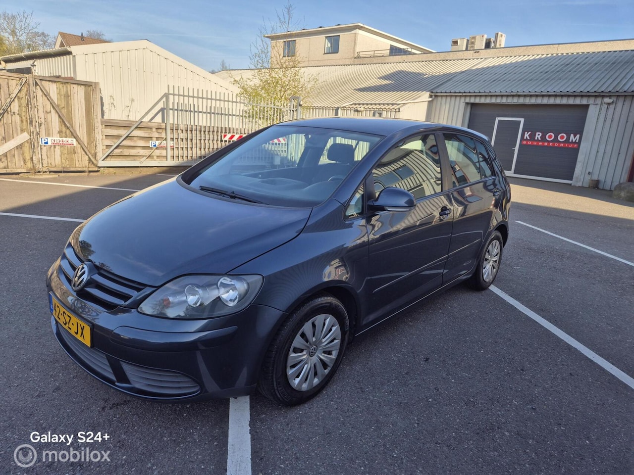 Volkswagen Golf Plus - 1.6 FSI Turijn l Airco l Trekhaak-6Bak - AutoWereld.nl