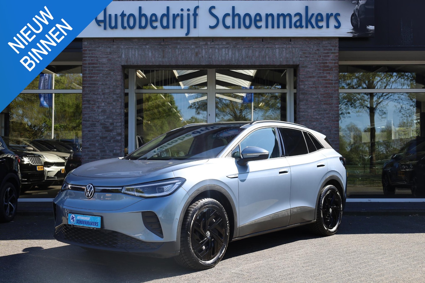 Volkswagen ID.4 - Pro Business 82kWh IQ DRIVE/LIGHT PANO RUIT/STOEL/STUURVERW. ELEK.TREKHAAK CARPLAY SFEERVE - AutoWereld.nl
