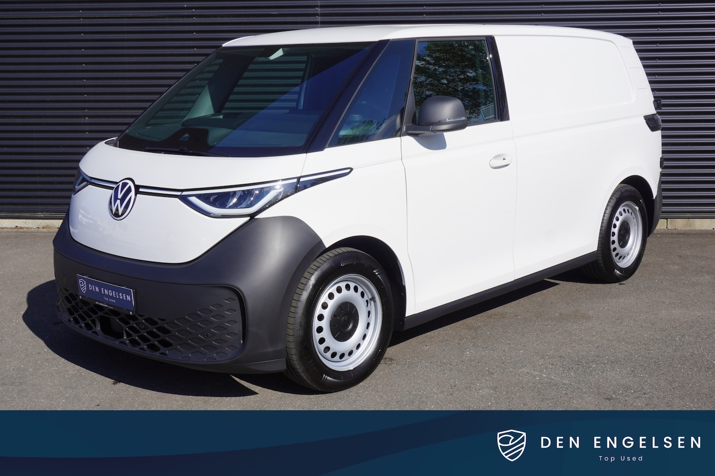 Volkswagen ID. Buzz Cargo - 79 kWh 210kw Achterdeuren 3-zits Parkeersensoren IQ Light Cruise control Apple Carplay - AutoWereld.nl