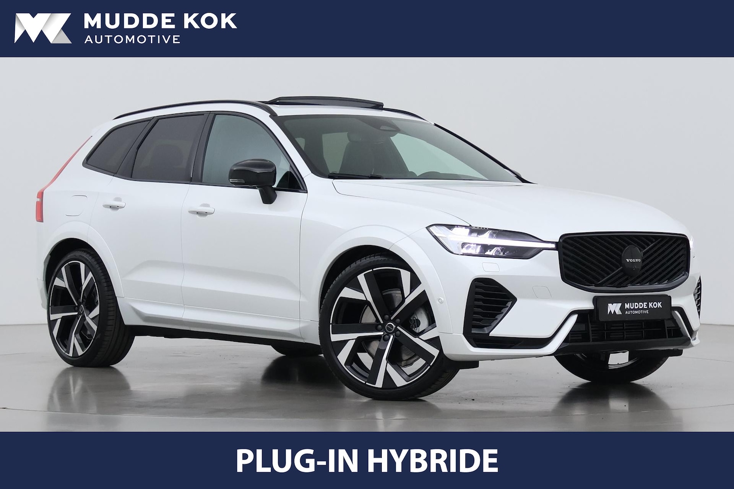 Volvo XC60 - T6 Plug-in hybrid Ultra Black Edition | Luchtvering | Bowers&Wilkins | Massage | Head-Up | - AutoWereld.nl