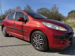 Peugeot 207 - 1.4-16V XT Airco Achter uitrij camera Aple Carplay 5 Deurs