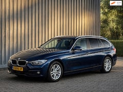 BMW 3-serie Touring - 320d High Executive / Adaptive Cruise / Sportinterieur