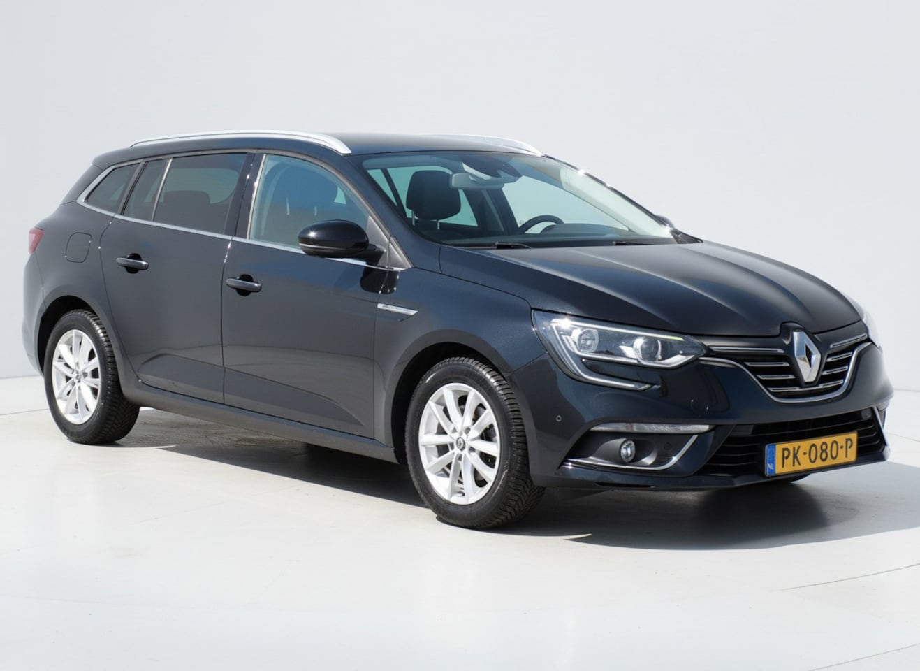 Renault Mégane Estate - 1.5 dCi Eco2 Bose|Nav|Cruise|Cam|Trekh - AutoWereld.nl