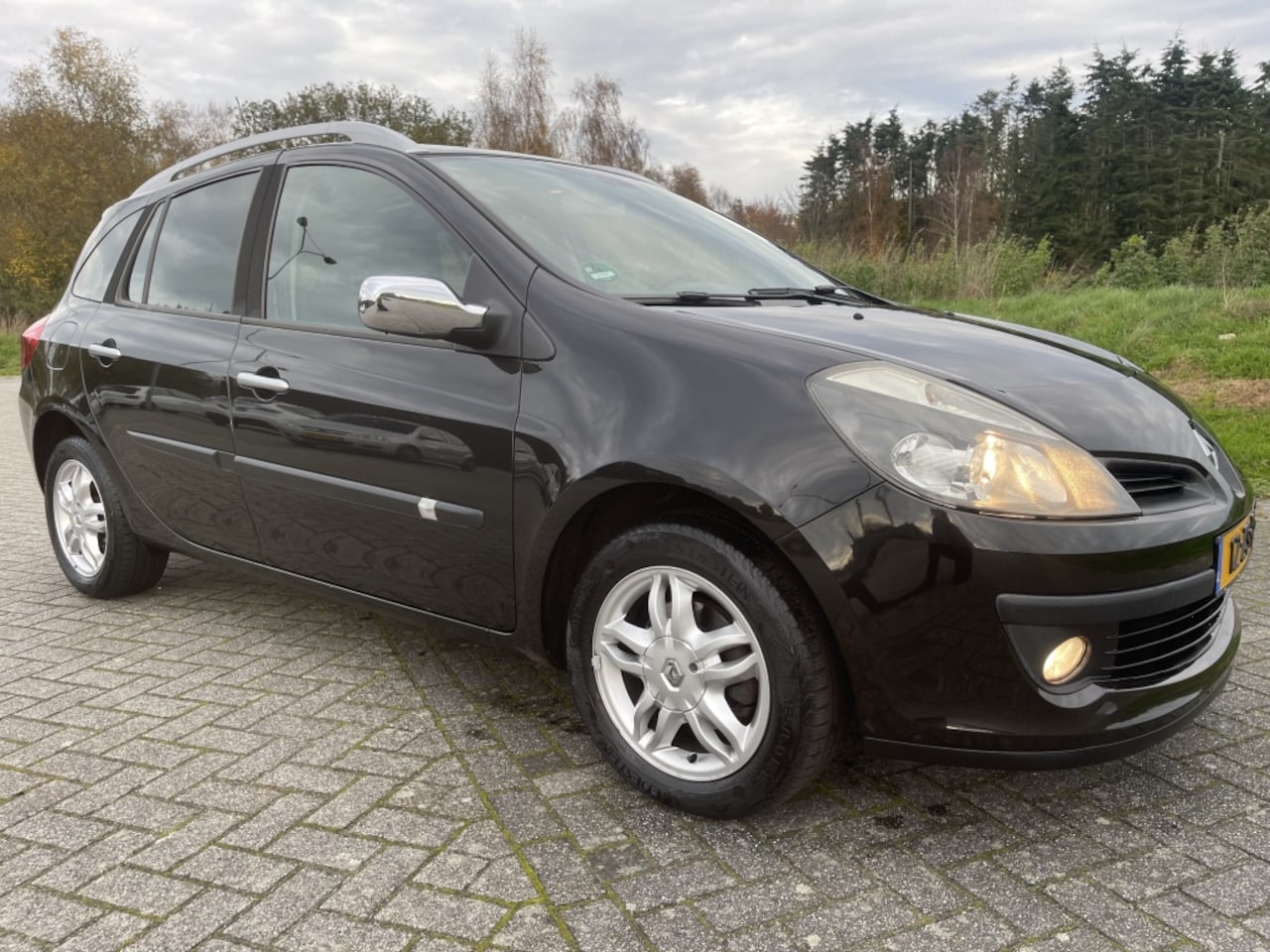Renault Clio Estate - 1.6-16V AIRCO PANORAMADAK CRUISE-CONTROL - AutoWereld.nl