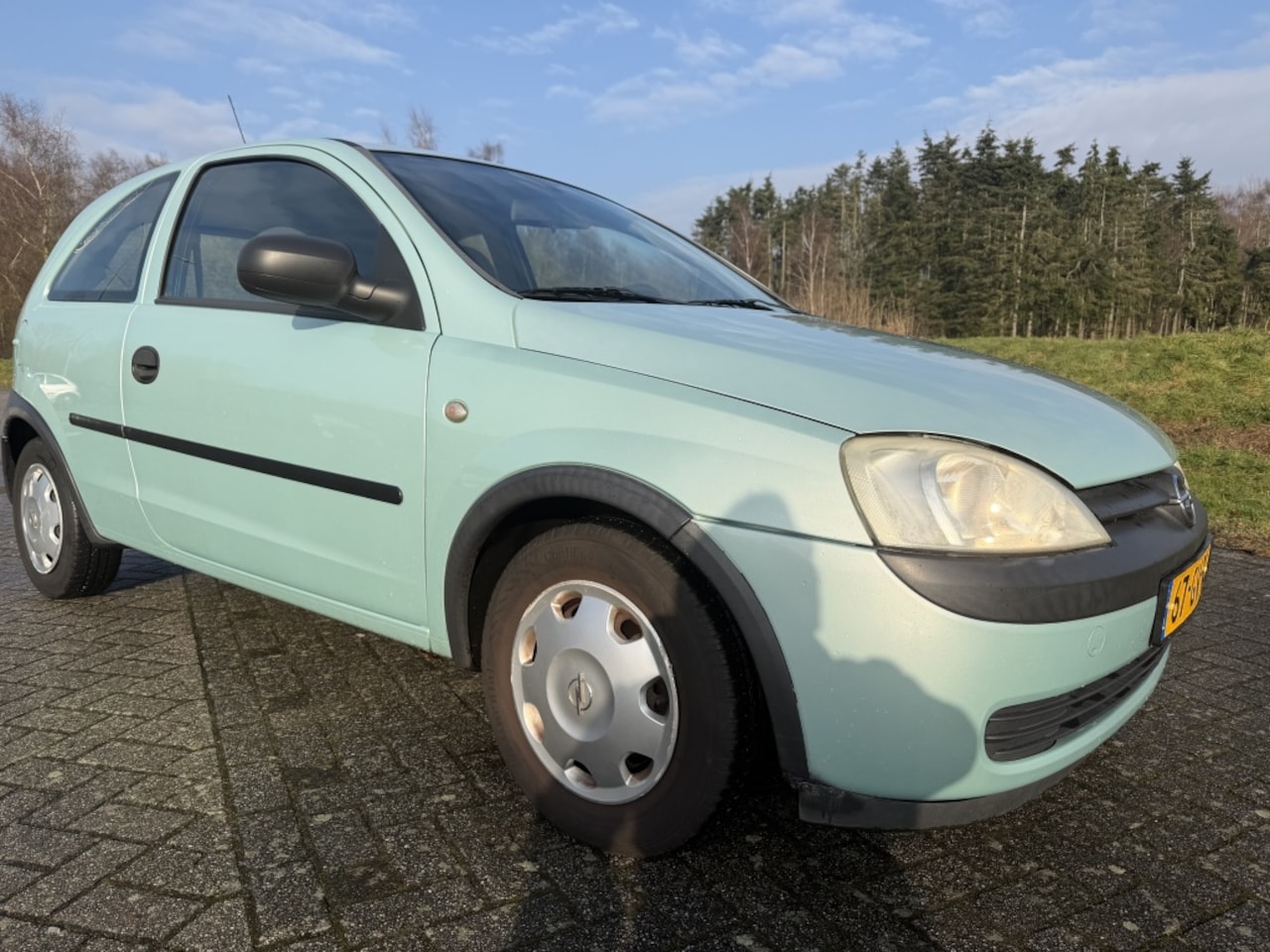 Opel Corsa - 1.2-16V Apk: feb 2027 - AutoWereld.nl
