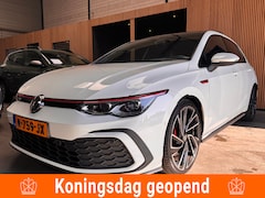 Volkswagen Golf - 2.0 TSI GTI Automaat Pano|HUD|IQlight|Camera|Carplay|Virtual