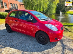 Toyota Yaris - 1.3 VVTi Terra