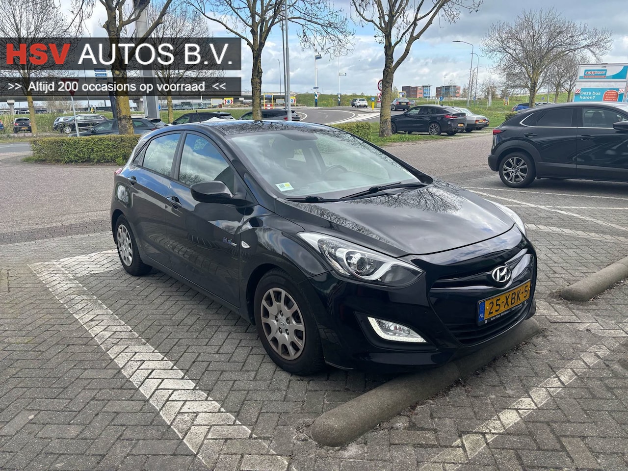 Hyundai i30 - 1.6 CRDi i-Motion airco 4-deurs - AutoWereld.nl