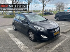 Hyundai i30 - 1.6 CRDi i-Motion airco 4-deurs