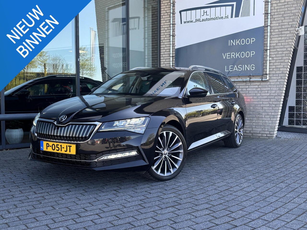 Skoda Superb Combi - 1.4 TSI iV Business*AUTOM.*ECC*CRUISE*HAAK*CAM* - AutoWereld.nl