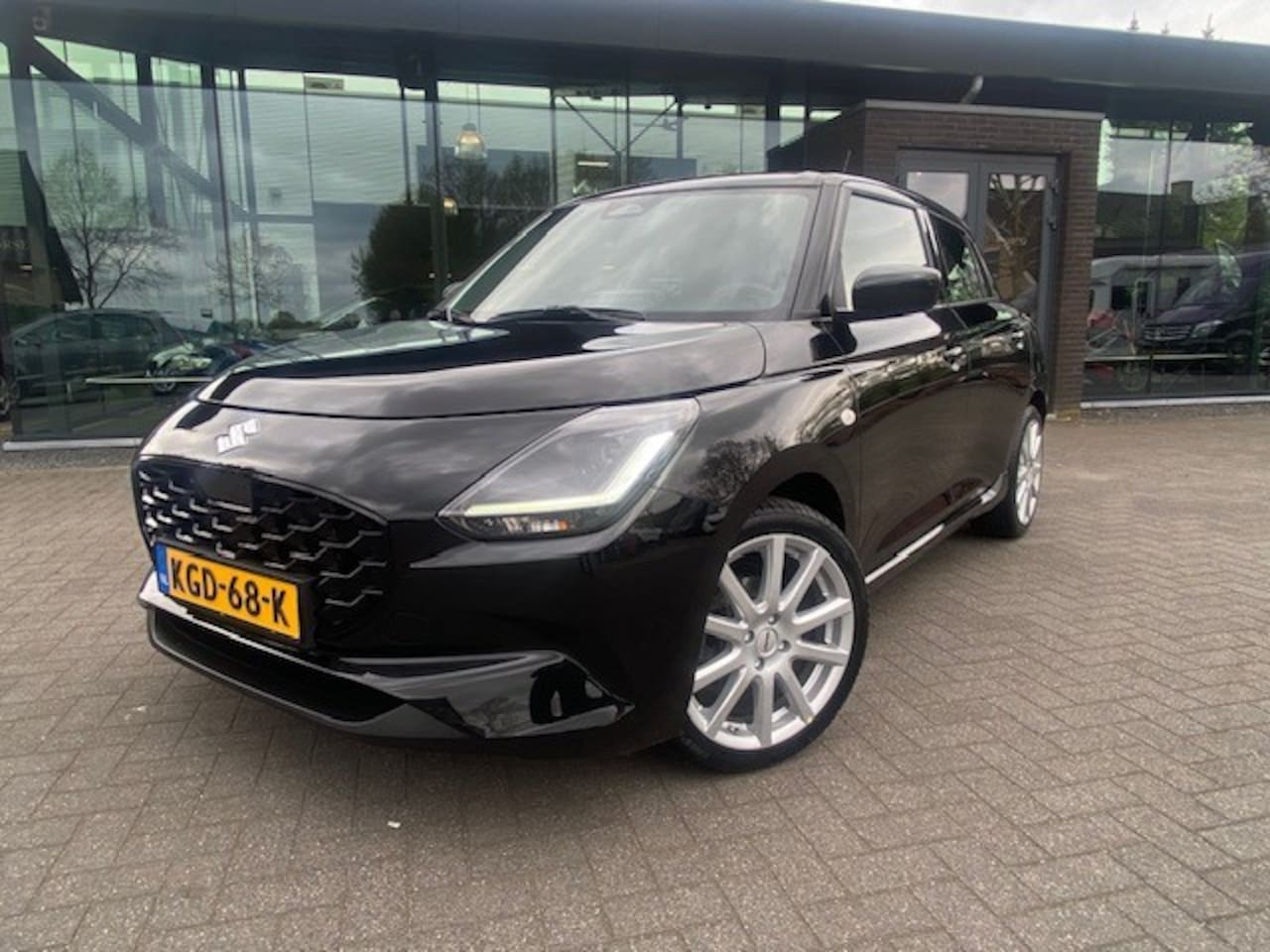 Suzuki Swift - 1.2 Comfort Smart Hybrid 1.2 Comfort Smart Hybrid - AutoWereld.nl