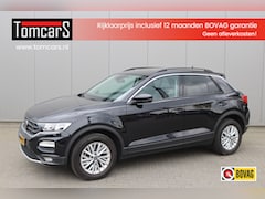 Volkswagen T-Roc - 1.0 TSI Style Business Adaptive-cruise/Parkeerhulp/Stoelverwarming/Carplay