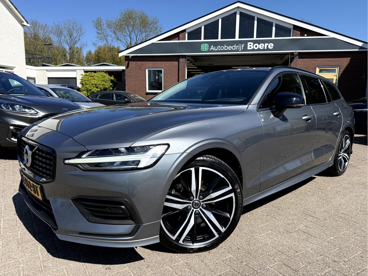 Volvo V60 - 2.0 B3 Advantage 19''Lmv, Camera, Navi - AutoWereld.nl