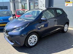 Toyota Aygo - 1.0 AIRCO | PARKCAMERA | ELEKTR PAKKET | NAP |