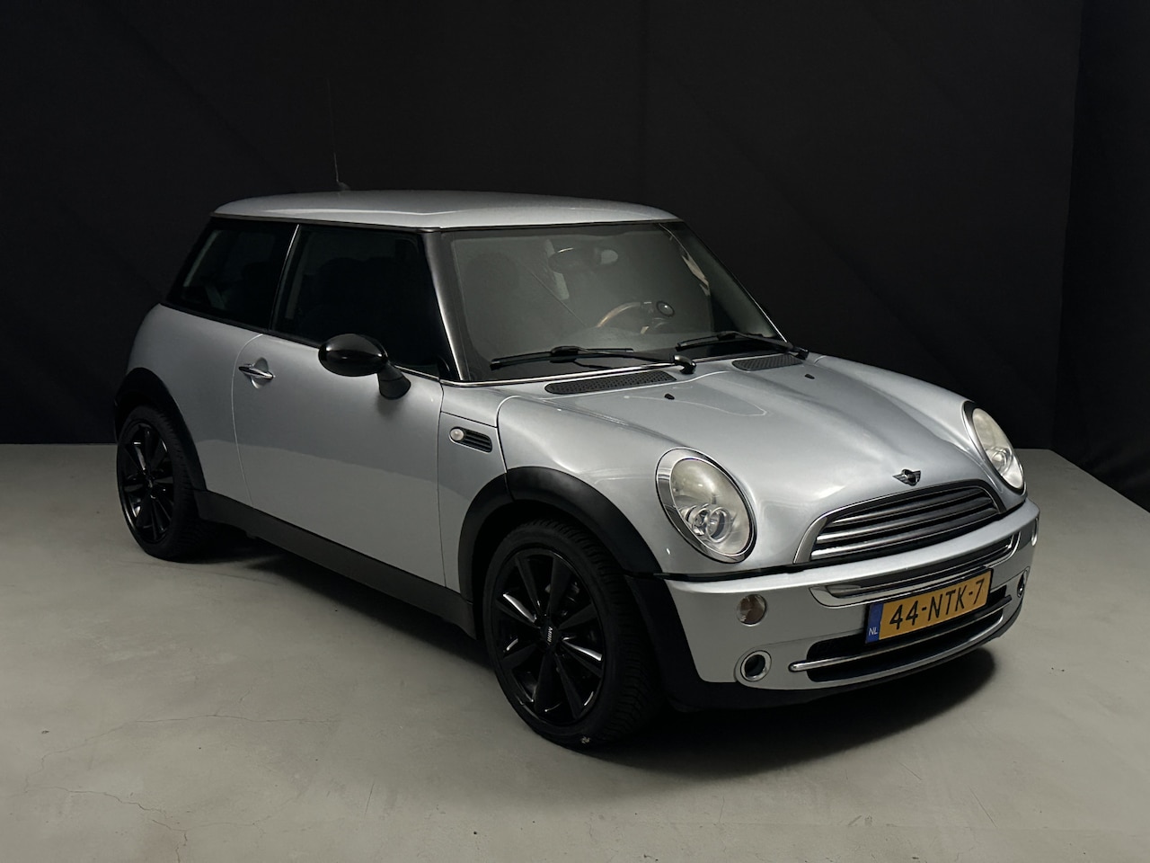MINI One - 1.6 *AC*BLACK WHEELS* - AutoWereld.nl