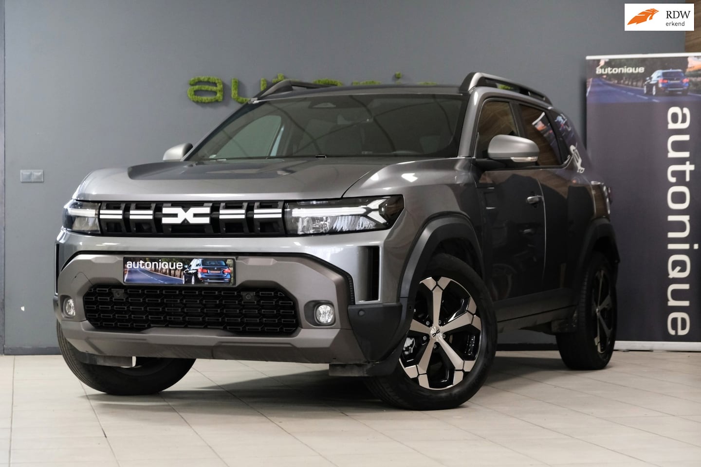 Dacia Duster - 1.6 Hybrid 140 Journey *28dkm* Stoel+Stuurwielverwarming | Navi | 360° Camera NIEUW MODEL - AutoWereld.nl