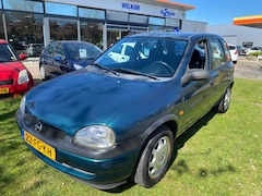 Opel Corsa - 1.2i-16V Onyx AUTOMAAT APK 11-26 BJ 2000