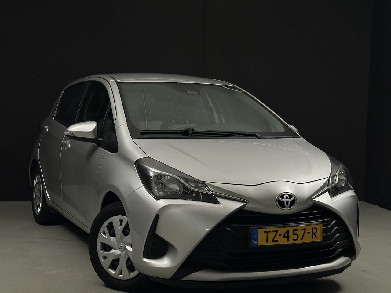 Toyota Yaris - 1.0 VVT-i Comfort N.A.P*Airco*Dealer Kwaliteit* - AutoWereld.nl