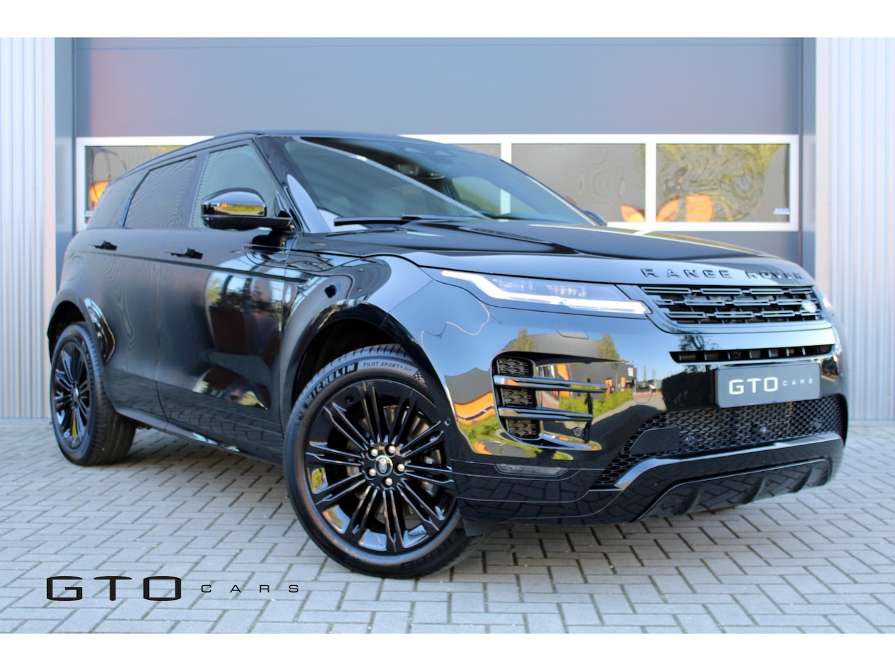 Land Rover Range Rover Evoque - 1.5 P270e PHEV AWD R-Dynamic SE | Pano | Meridian | Black Pack | 5 Jaar Fabrieksgarantie - AutoWereld.nl