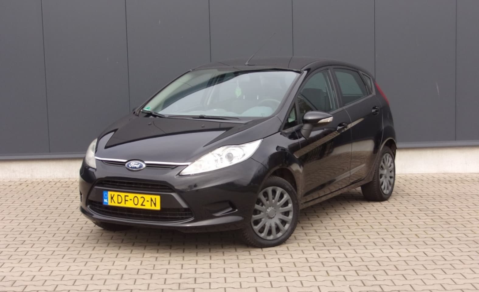 Ford Fiesta - 1.25 Limited | Airco | 5 deurs - AutoWereld.nl