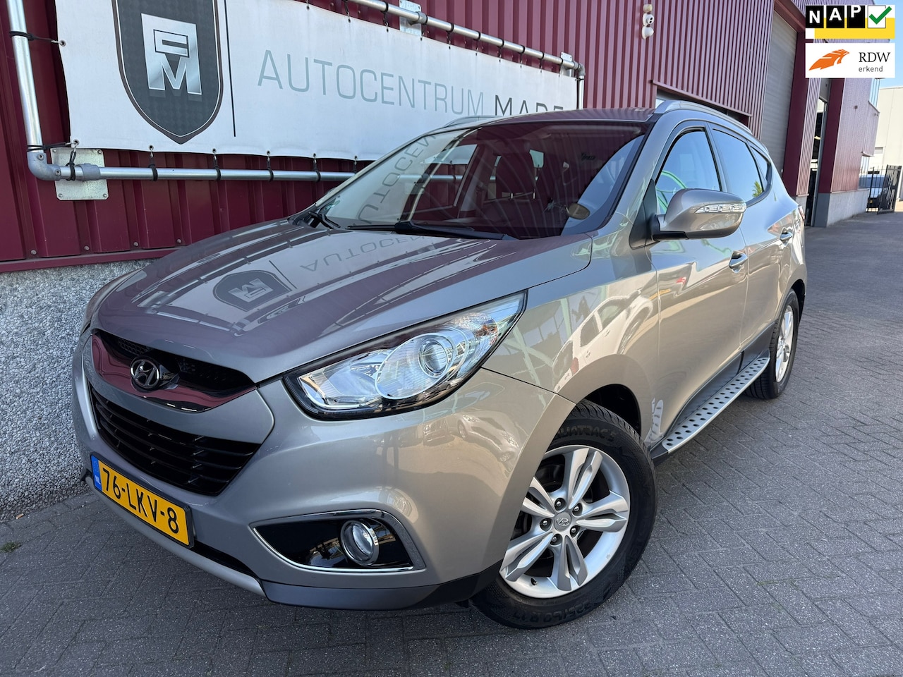 Hyundai ix35 - 2.0i Business Edition // Automaat // Navi // Clima // 148DKM NAP - AutoWereld.nl