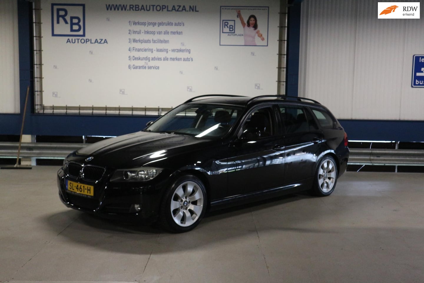BMW 3-serie Touring - 318i / Facelift / Automaat / Budget deal ! ! ! - AutoWereld.nl