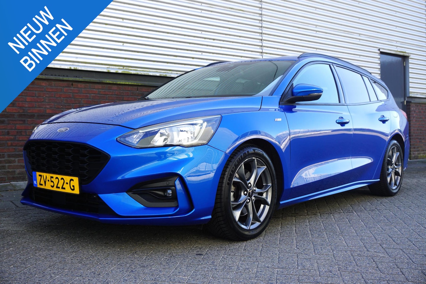 Ford Focus Wagon - 1.0 EcoB. ST-Line | WINTERPACK| CAMERA| ALLSEASON! - AutoWereld.nl