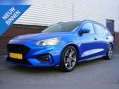 Ford Focus Wagon - 1.0 EcoB. ST-Line | WINTERPACK| CAMERA| ALLSEASON