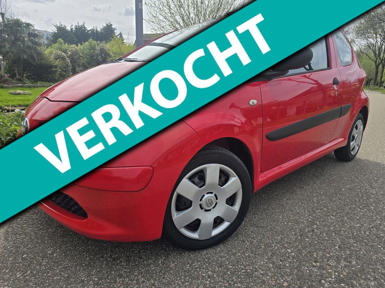 Toyota Aygo - 1.0-12V/Dealer onderhouden/APK 2027 - AutoWereld.nl