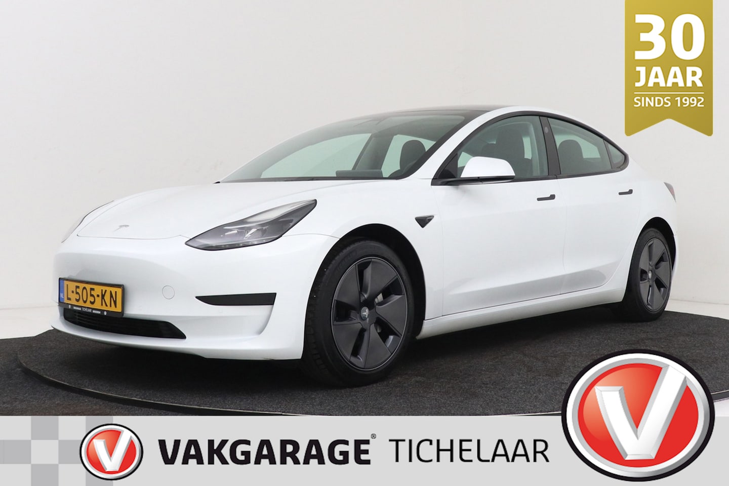 Tesla Model 3 - Standard RWD Plus 60 kWh | 93% SOH | Org NL | Panoramadak | 68.000 KM | Facelift | - AutoWereld.nl
