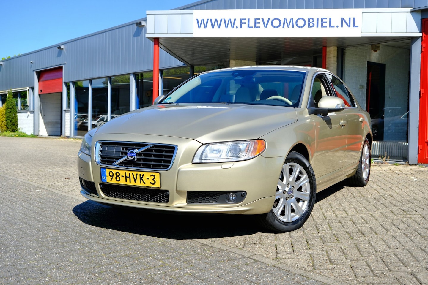 Volvo S80 - 2.5 FT 200pk Summum Aut. Leder|Xenon|Adapt.Cruise|BLIS|LMV - AutoWereld.nl