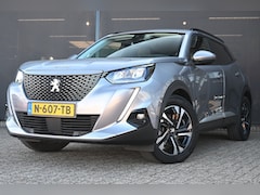 Peugeot e-2008 - EV Allure Pack 50 kWh 3 Fase 92, 1%SOH | Adaptive Cruise | Stoelverwarming | Navigatie by