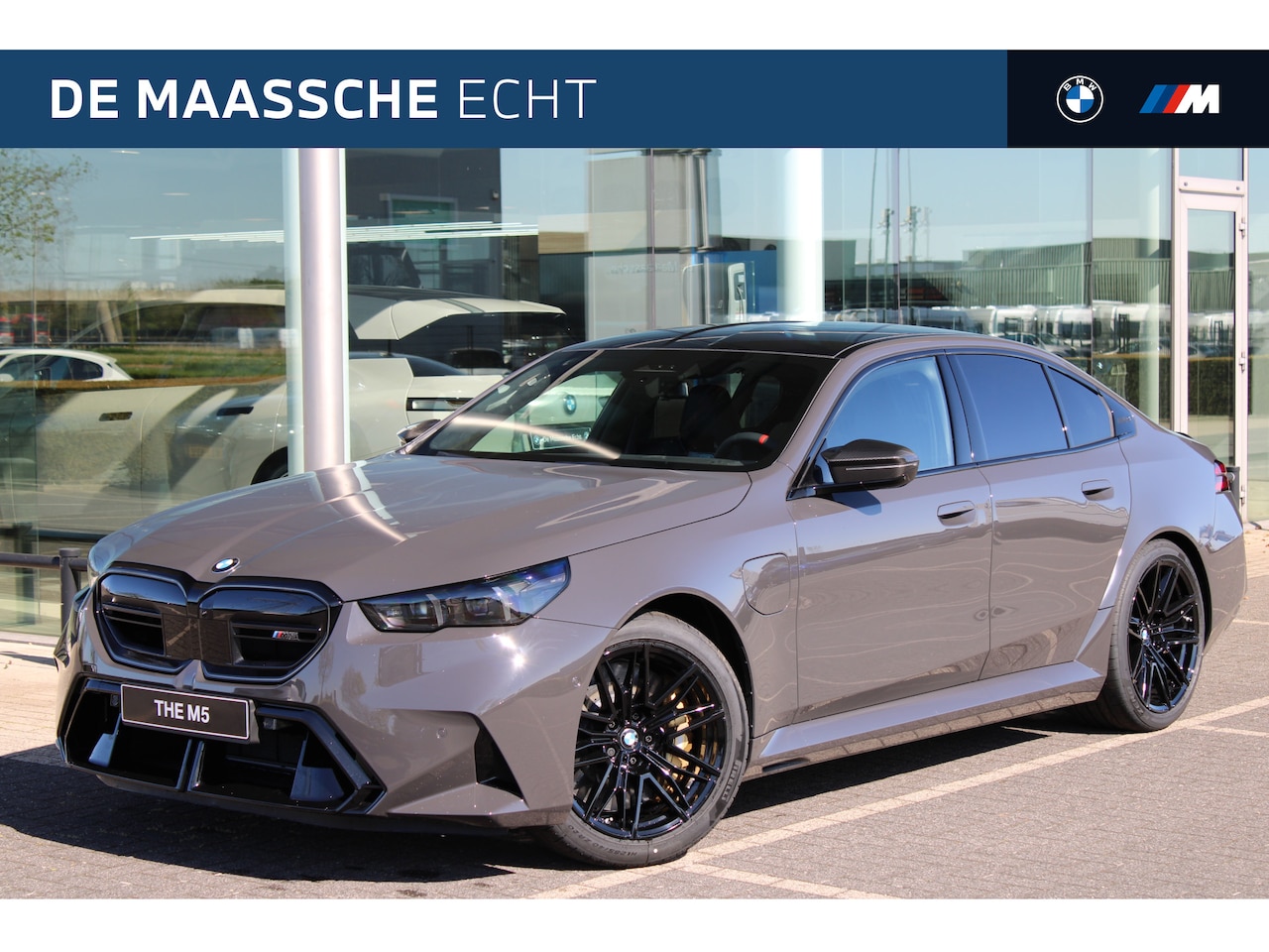 BMW M5 - 5 Serie Automaat / M Drive Professional / Trekhaak / Bowers & Wilkins / M Multifunctionele - AutoWereld.nl
