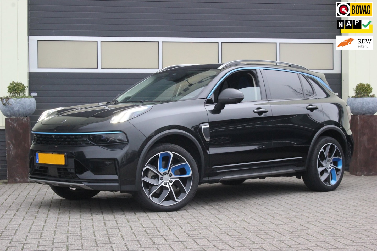 Lynk & Co 01 - 1.5 PHEV Plug-in hybrid | NAP | 360 Camera | Zwart - AutoWereld.nl