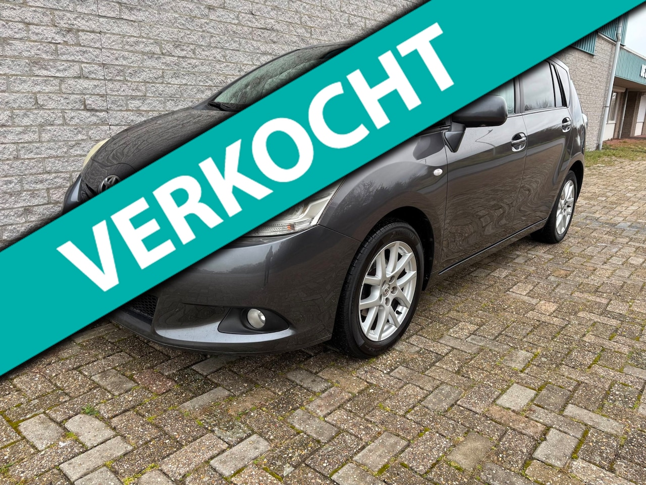 Toyota Verso - 1.8 VVT-i Dynamic Business 1.8 VVT-i Dynamic Business - AutoWereld.nl