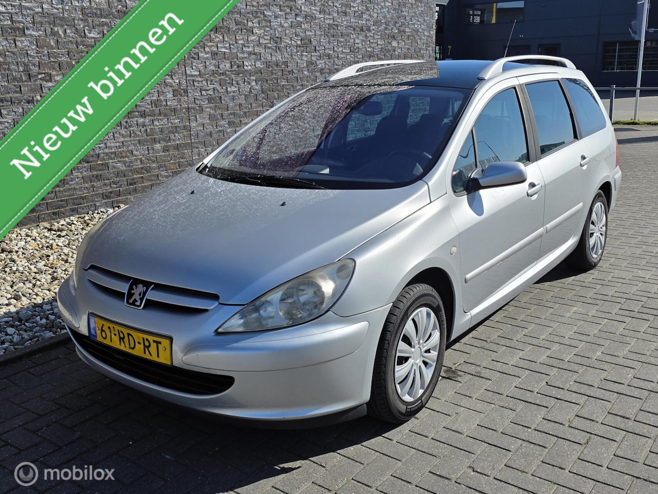 Peugeot 307 SW - 1.6 16V Airco - 7 Pers - Trekhaak - Nw apk! - AutoWereld.nl