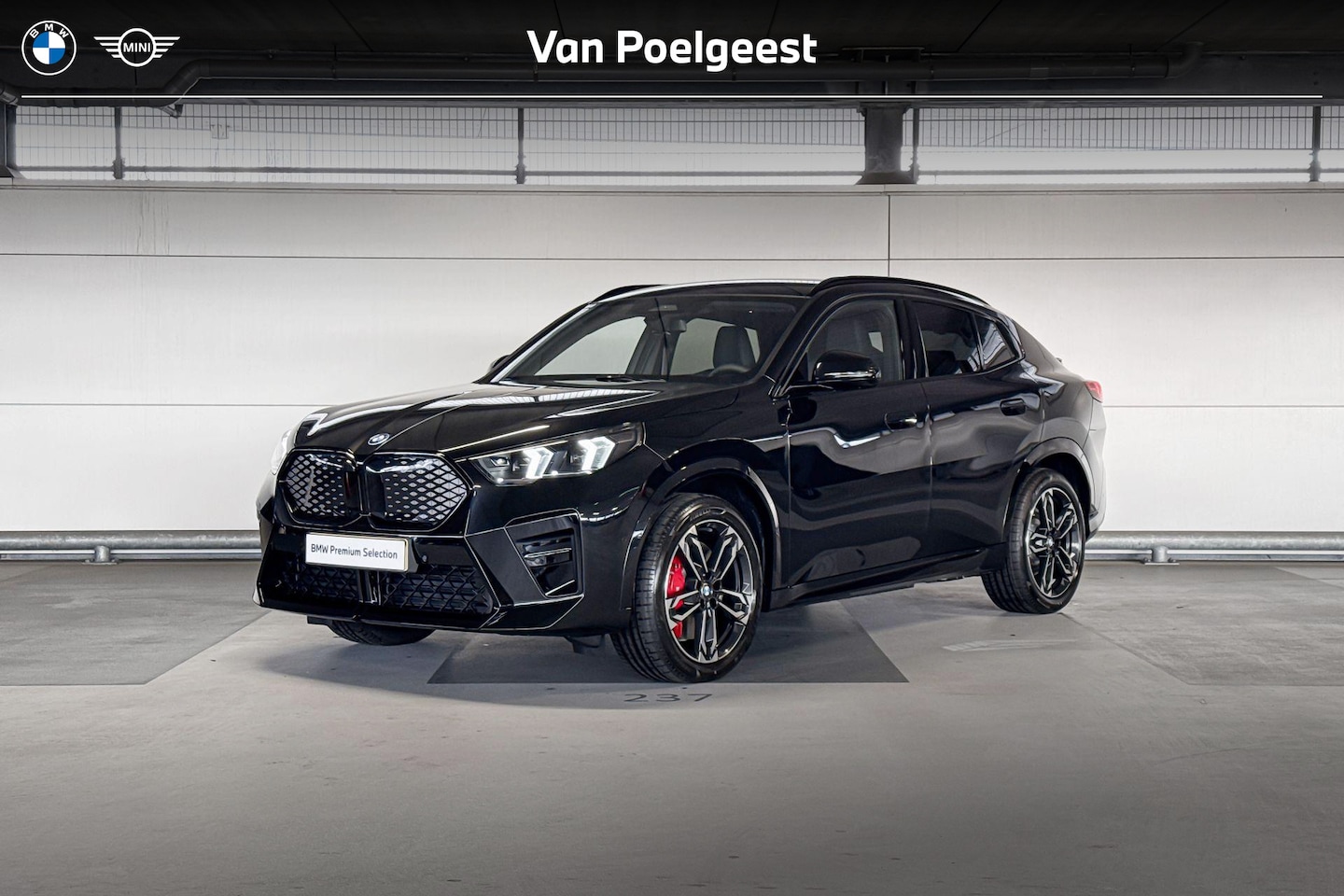 BMW iX2 - eDrive20 67 kWh M Sport Edition eDrive20 67 kWh M Sport Edition - AutoWereld.nl