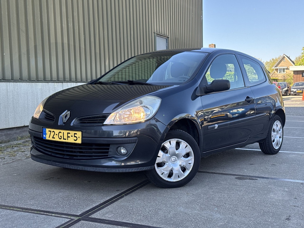 Renault Clio - 1.2-16V Special Line |AIRCO|NIEUWE APK|2de EIGENAAR| 18738 - AutoWereld.nl