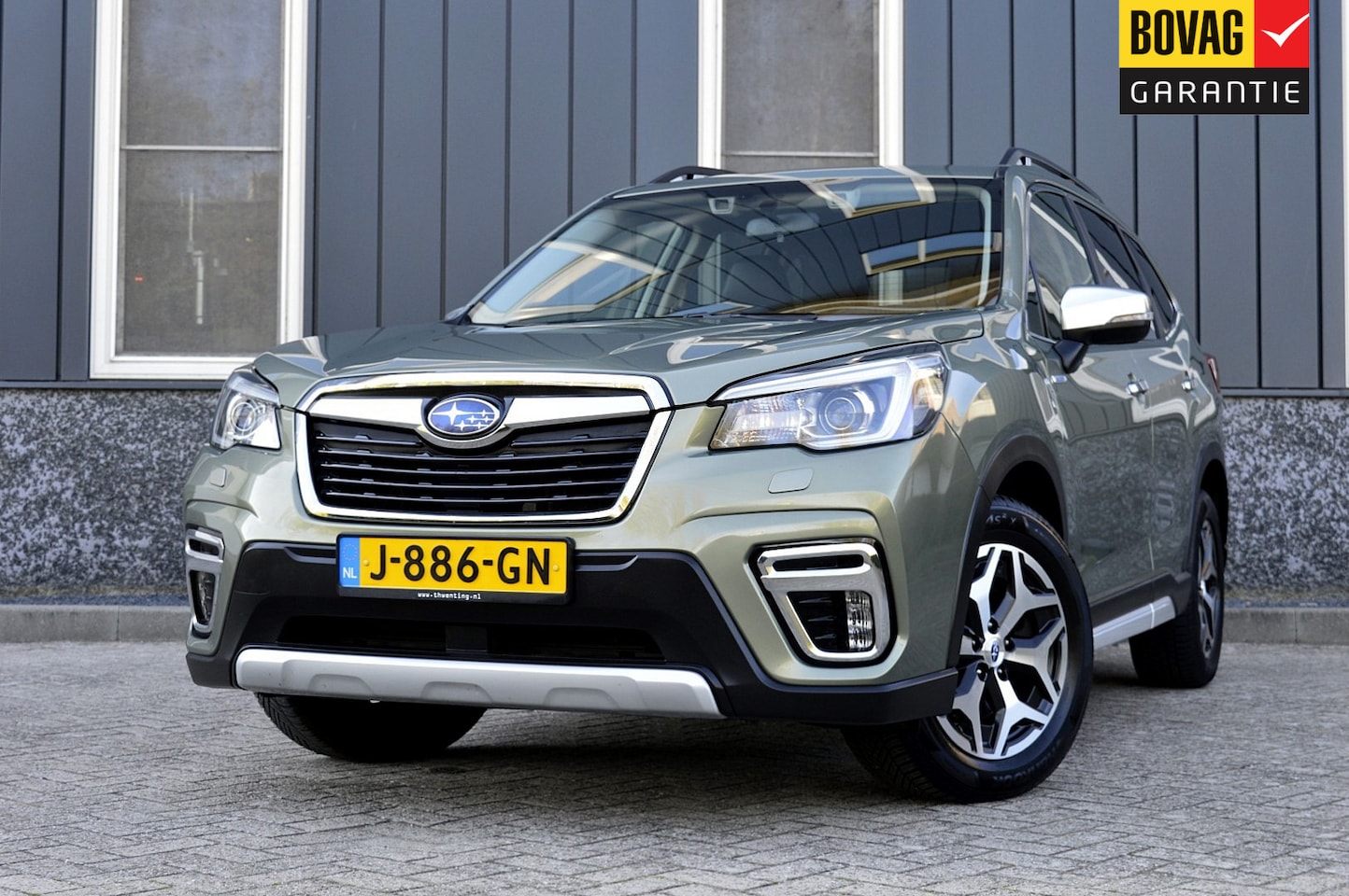 Subaru Forester - 2.0i e-BOXER First Edition Rijklaarprijs-Garantie Leder Trekhaak Navigatie Camera Airco - AutoWereld.nl