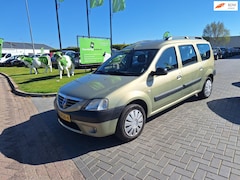 Dacia Logan MCV - 1.6-16V Lauréate 7p. / INRUILKOOPJE