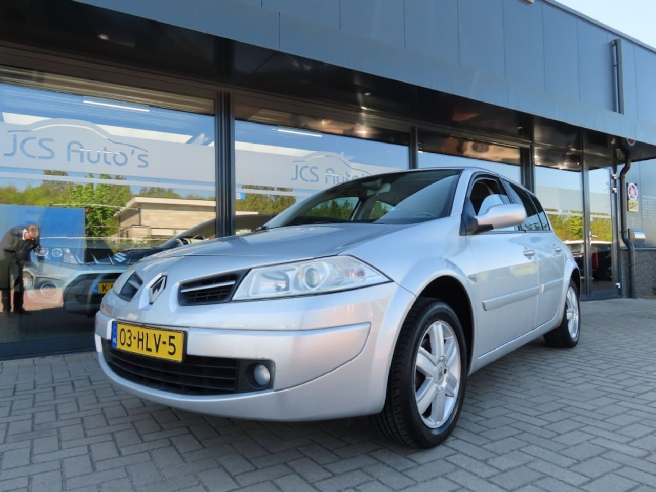 Renault Mégane - 1.6-16V Buss Line Ecc Cruise Navi Trekhaak 2009 - AutoWereld.nl