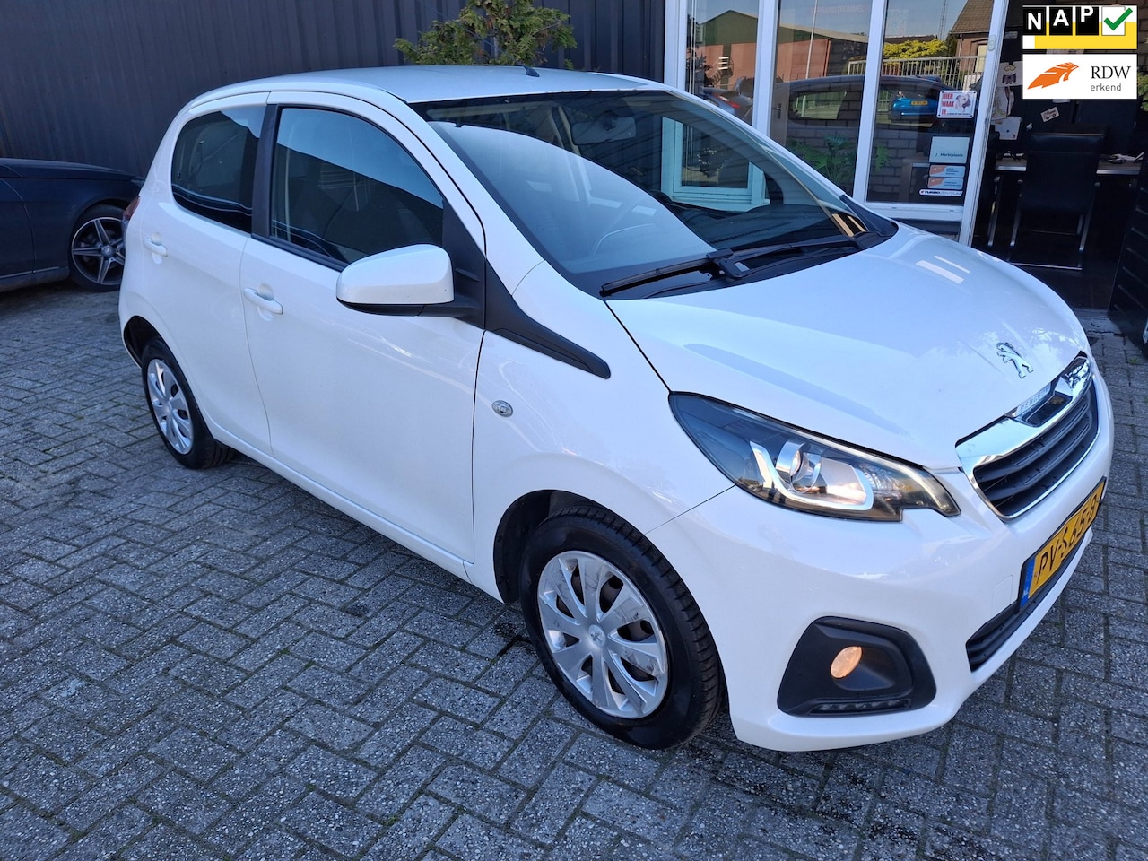 Peugeot 108 - 1.0 e-VTi Active **AIRCO** 5-deurs** - AutoWereld.nl