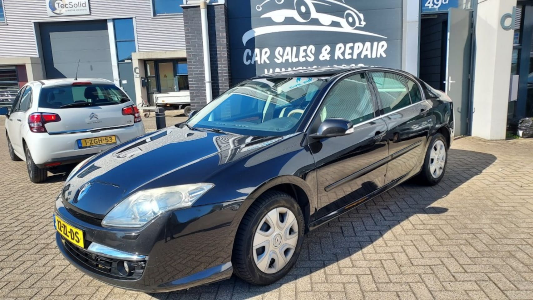 Renault Laguna - 2.0i 16V AUTOMAAT / Leder / LM Velgen met zomerbanden - AutoWereld.nl