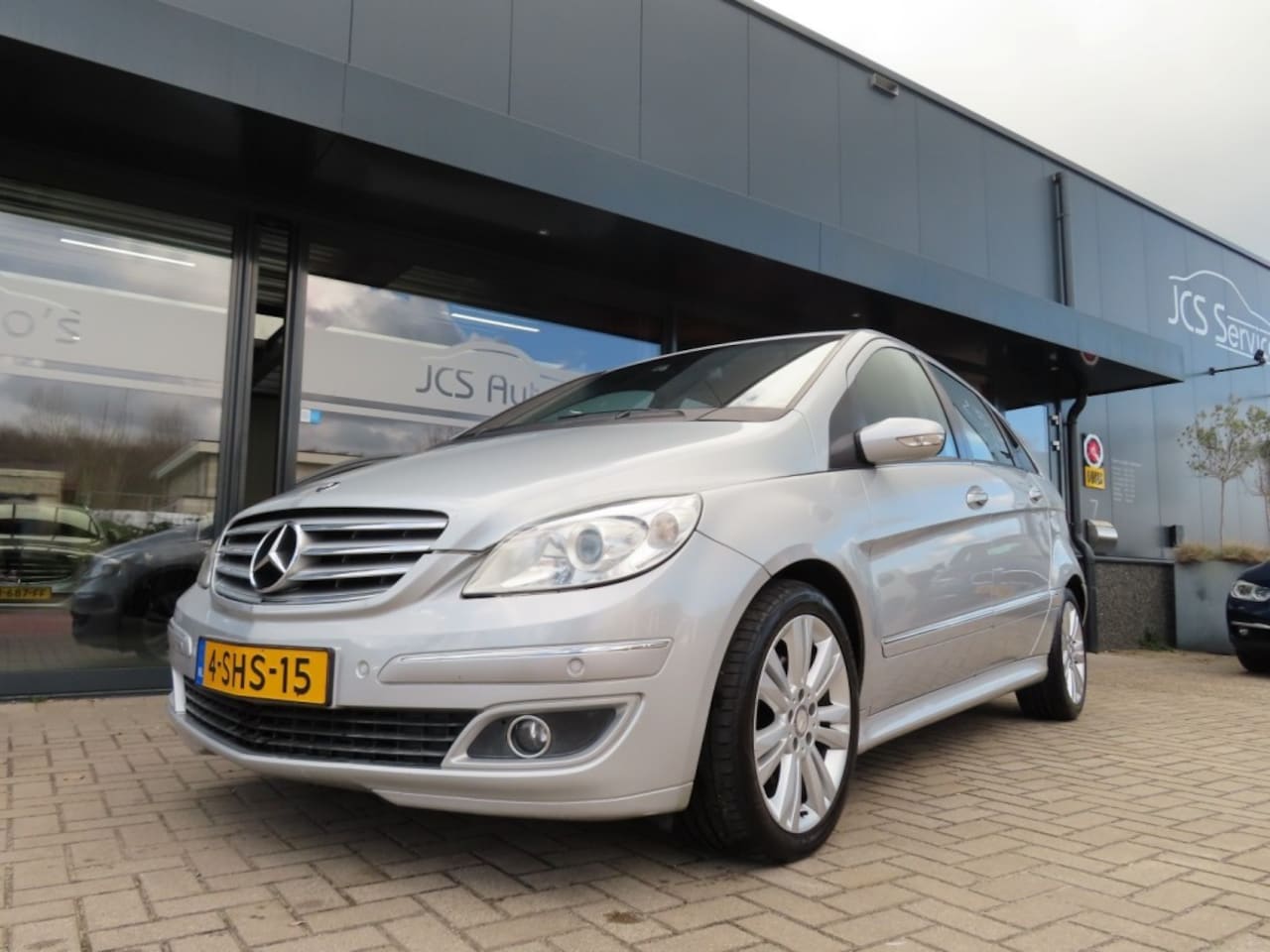 Mercedes-Benz 200-serie - 200 Turbo Aut. Airco Navi Trekhaak 2x Pdc 2007 - AutoWereld.nl